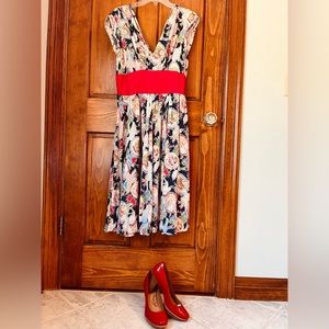 Trashy Diva dress with pockets! Size 12.